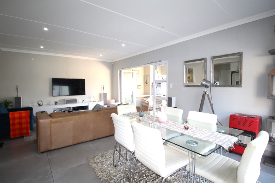 3 Bedroom Property for Sale in Nahoon Valley Park Eastern Cape